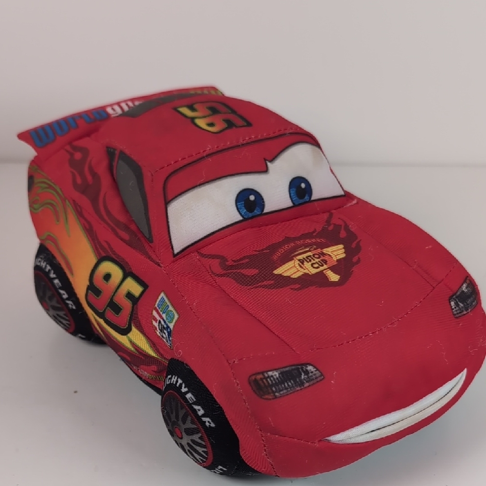 Disney Cars Lightning McQueen Plush - Vibrant Red Talking! 2011 Vintage Pixar